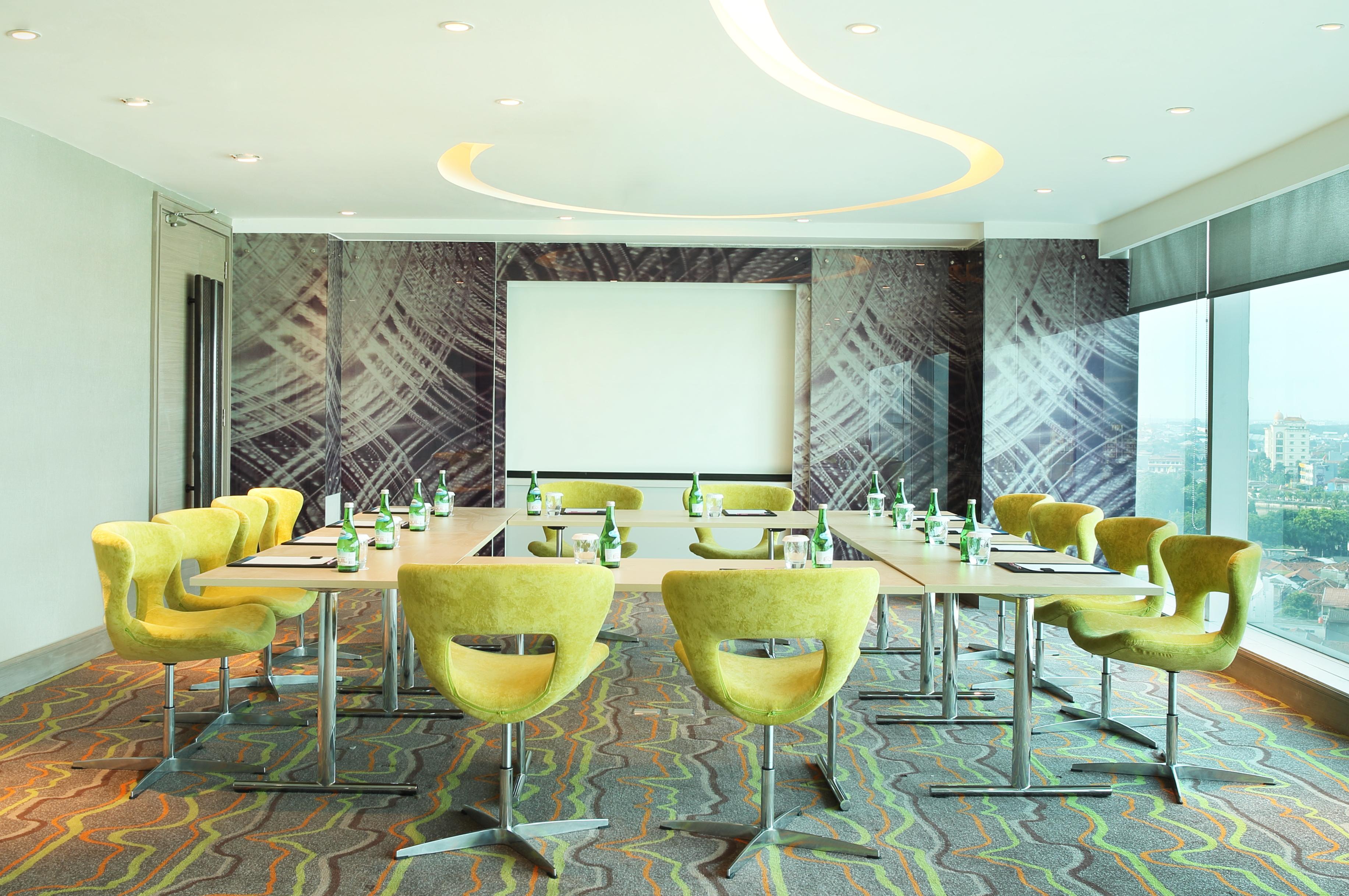 Novotel Tangerang Eksteriør bilde