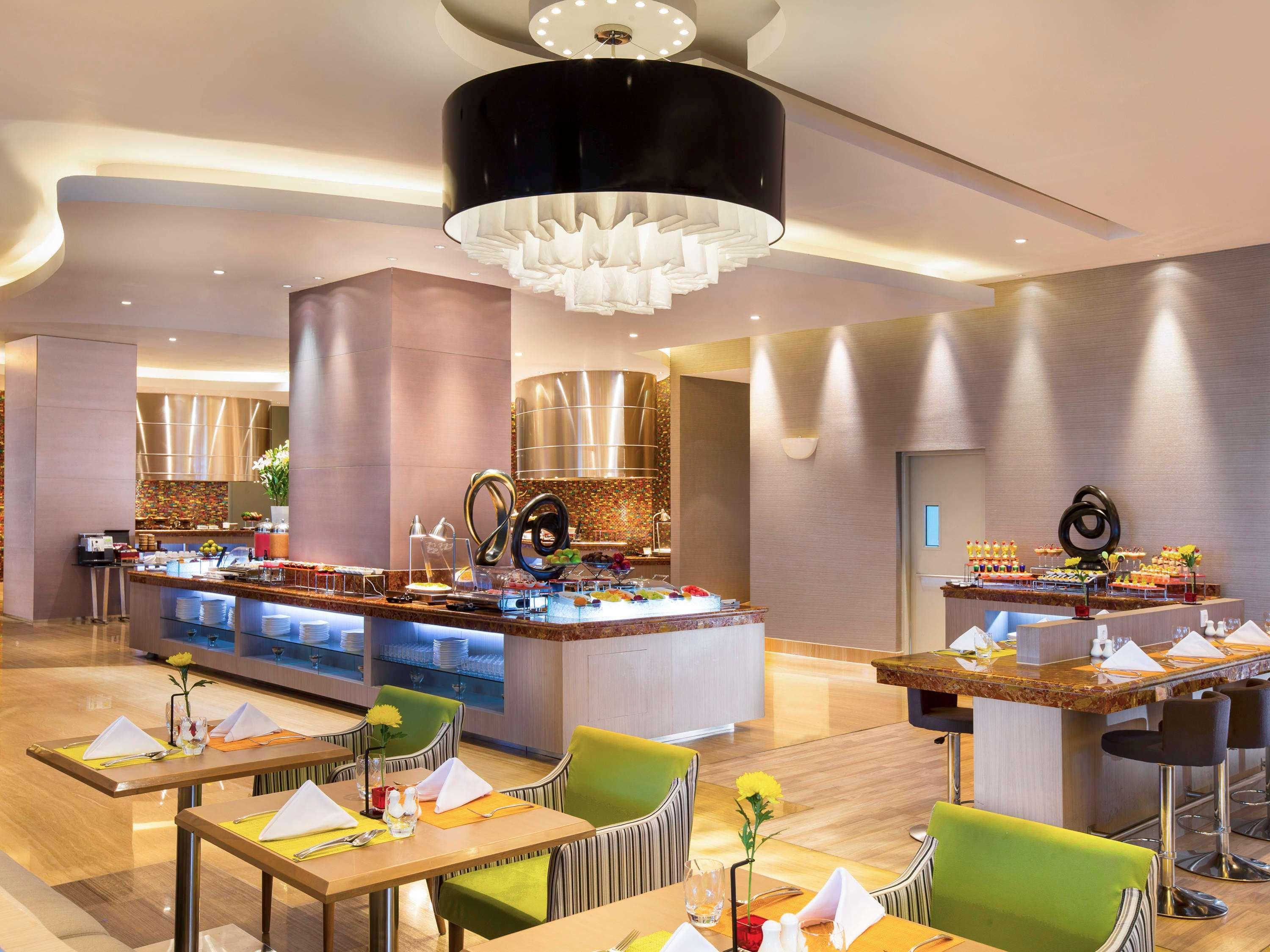 Novotel Tangerang Eksteriør bilde