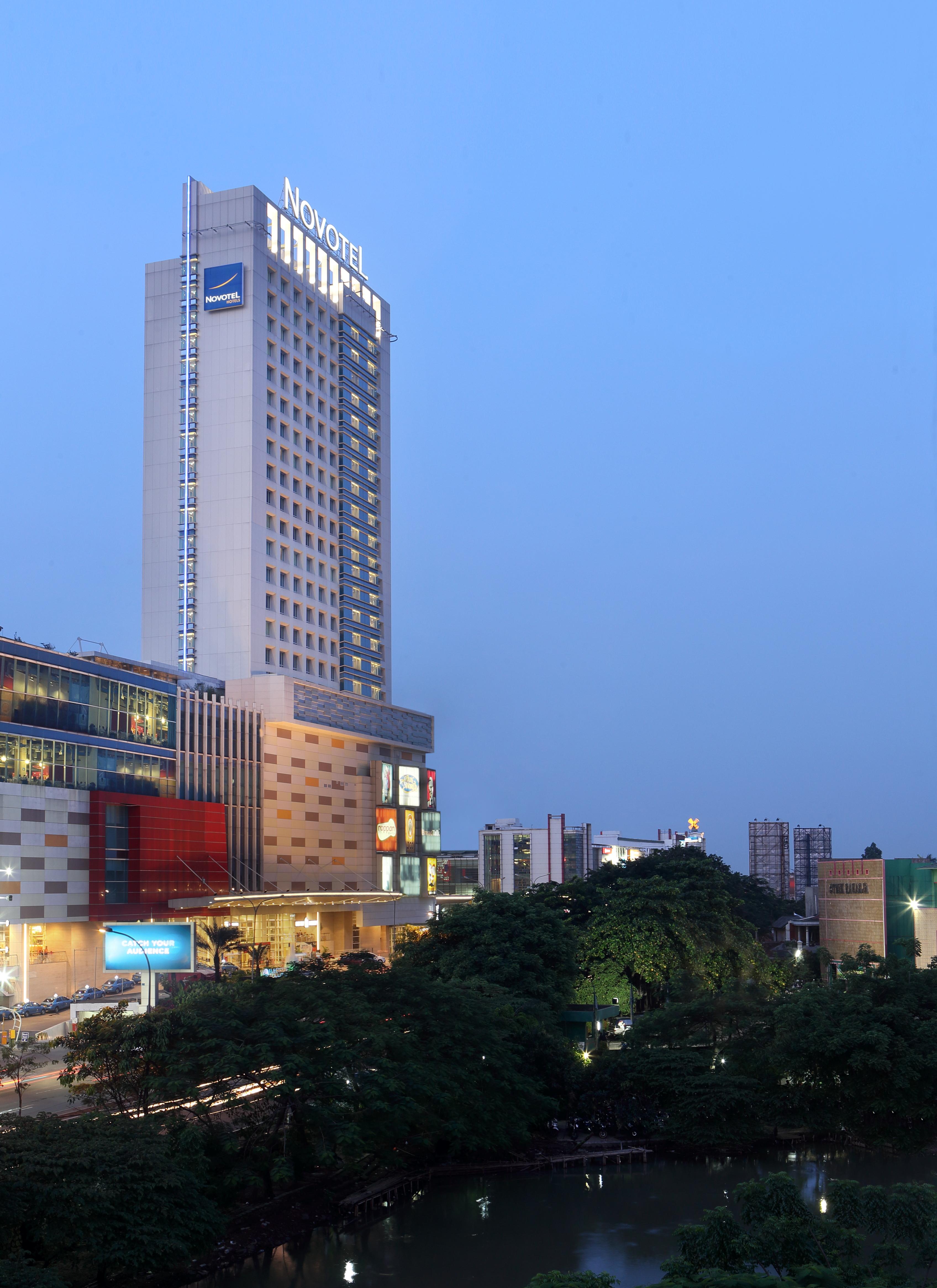 Novotel Tangerang Eksteriør bilde