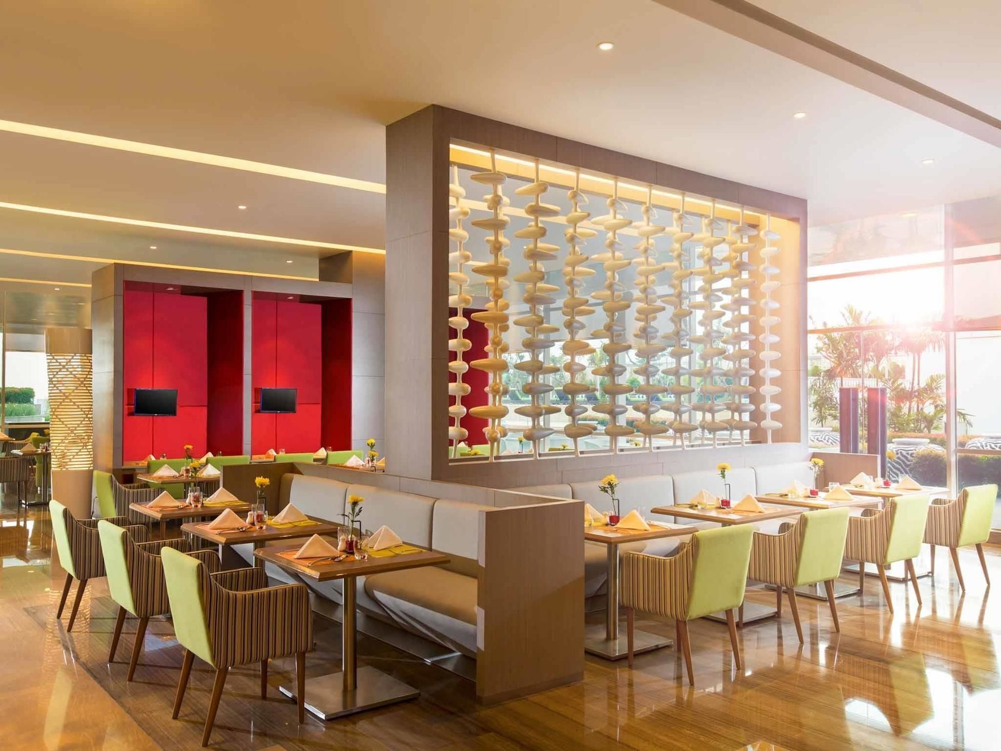 Novotel Tangerang Eksteriør bilde